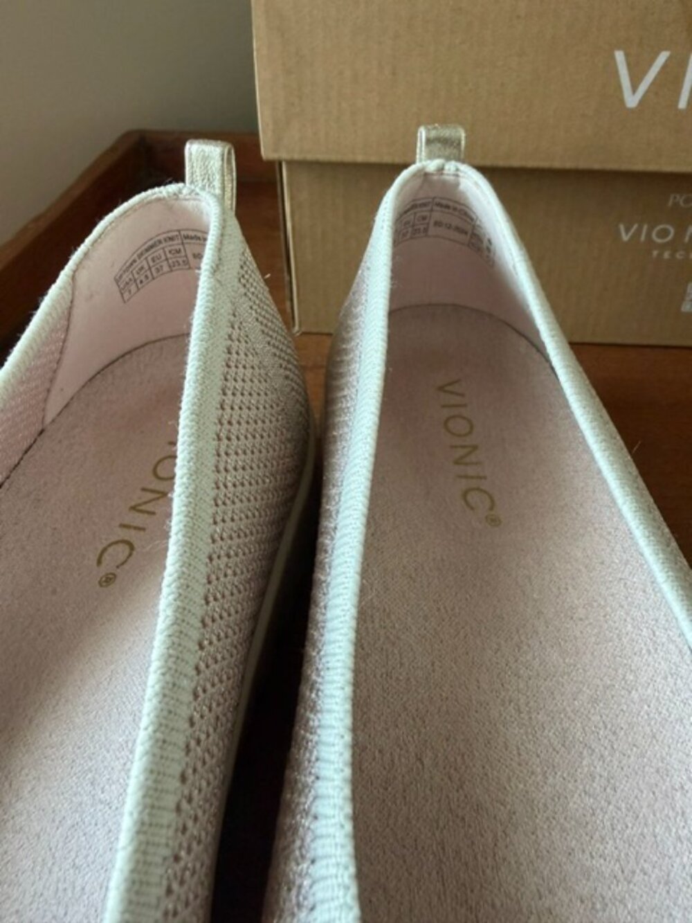 Vionic Skimmer Flat - Picture 9 of 12